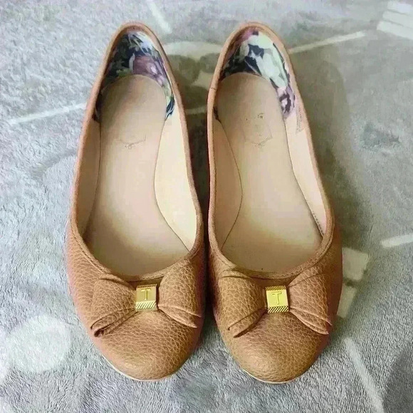 Ted Baker Shoes - Ted Baker Brown Pebbled Leather Bow Ballerinas